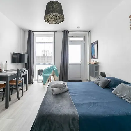 Design Studio In The City Center Apartment *